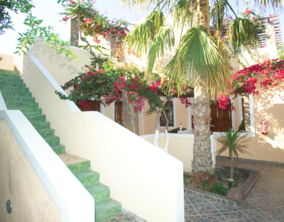 Polydefkis Hotel Kamári Екстериор снимка