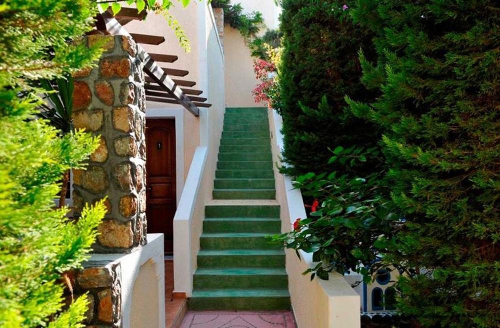 Polydefkis Hotel Kamári Екстериор снимка