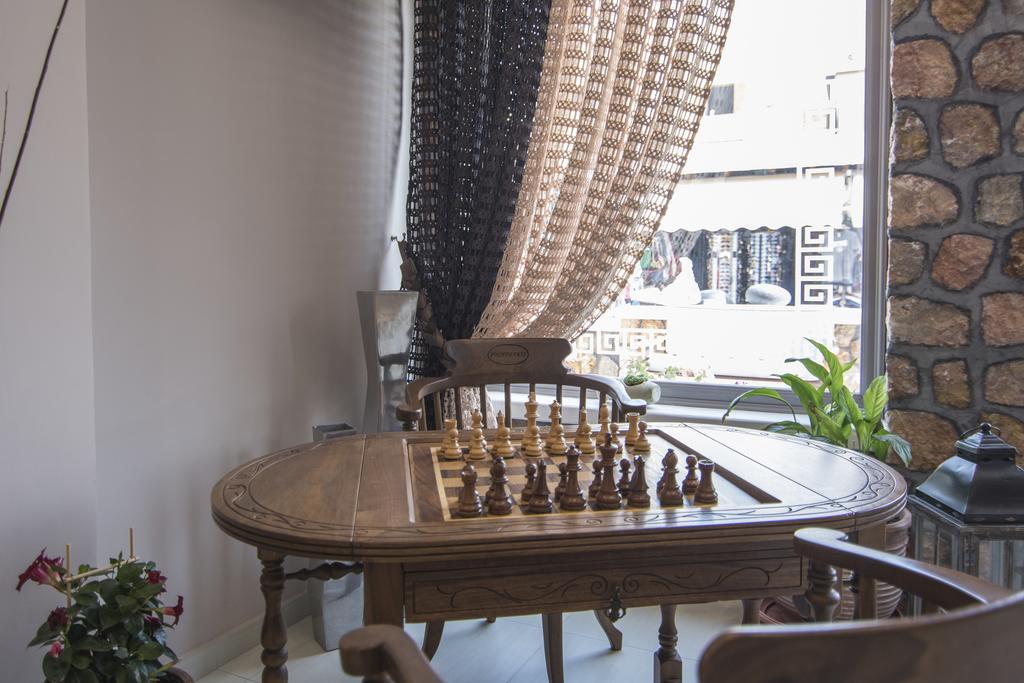 Polydefkis Hotel Kamári Екстериор снимка