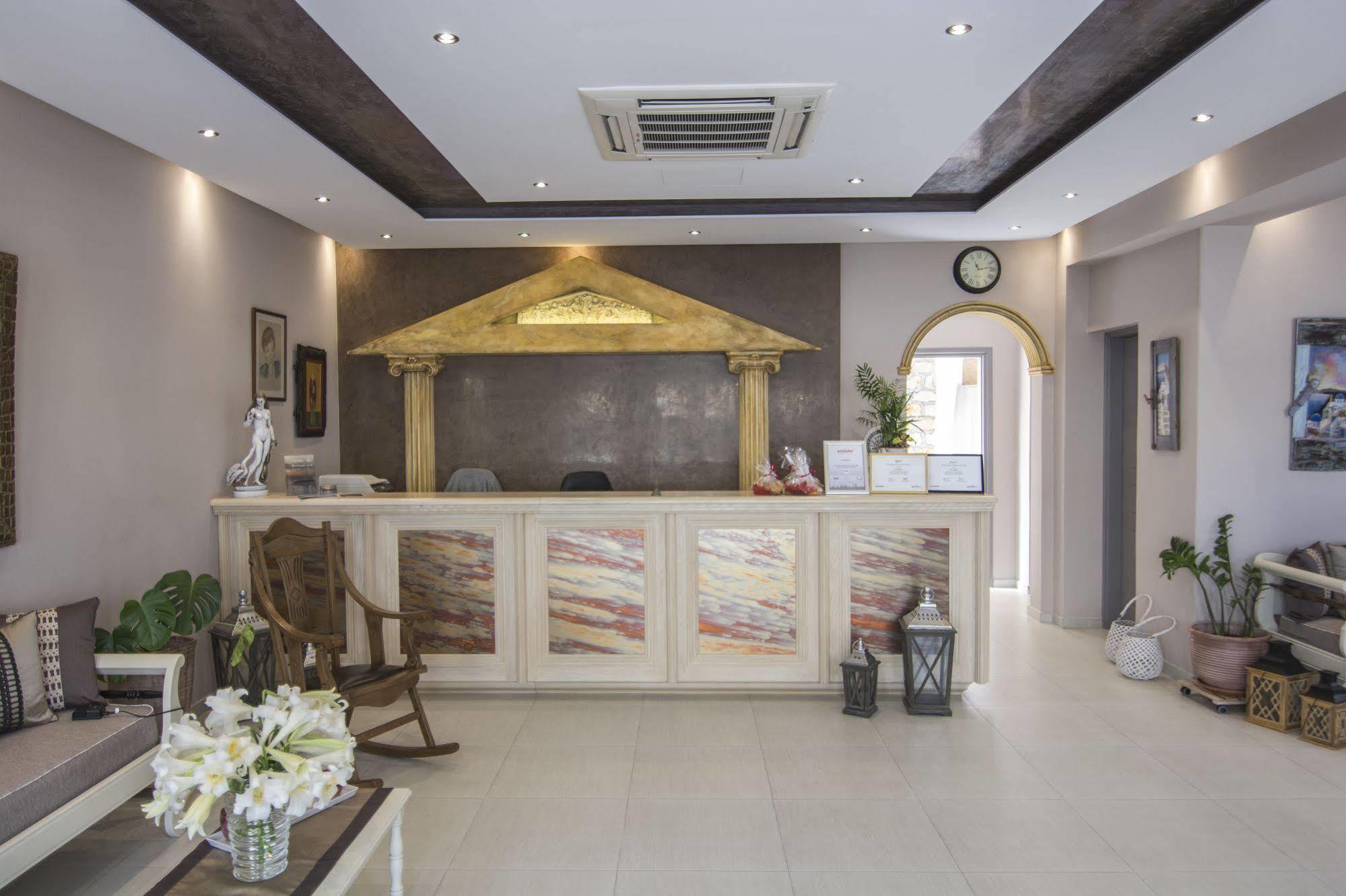 Polydefkis Hotel Kamári Екстериор снимка