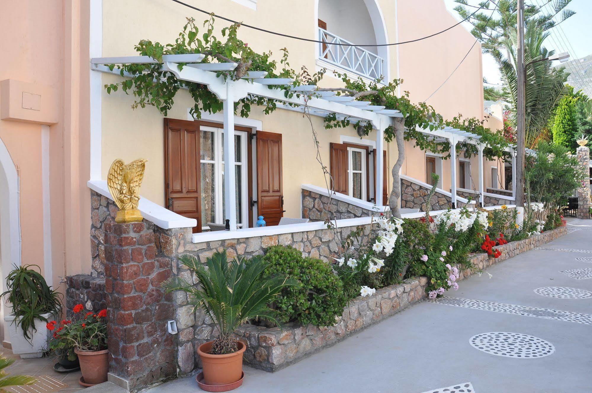 Polydefkis Hotel Kamári Екстериор снимка