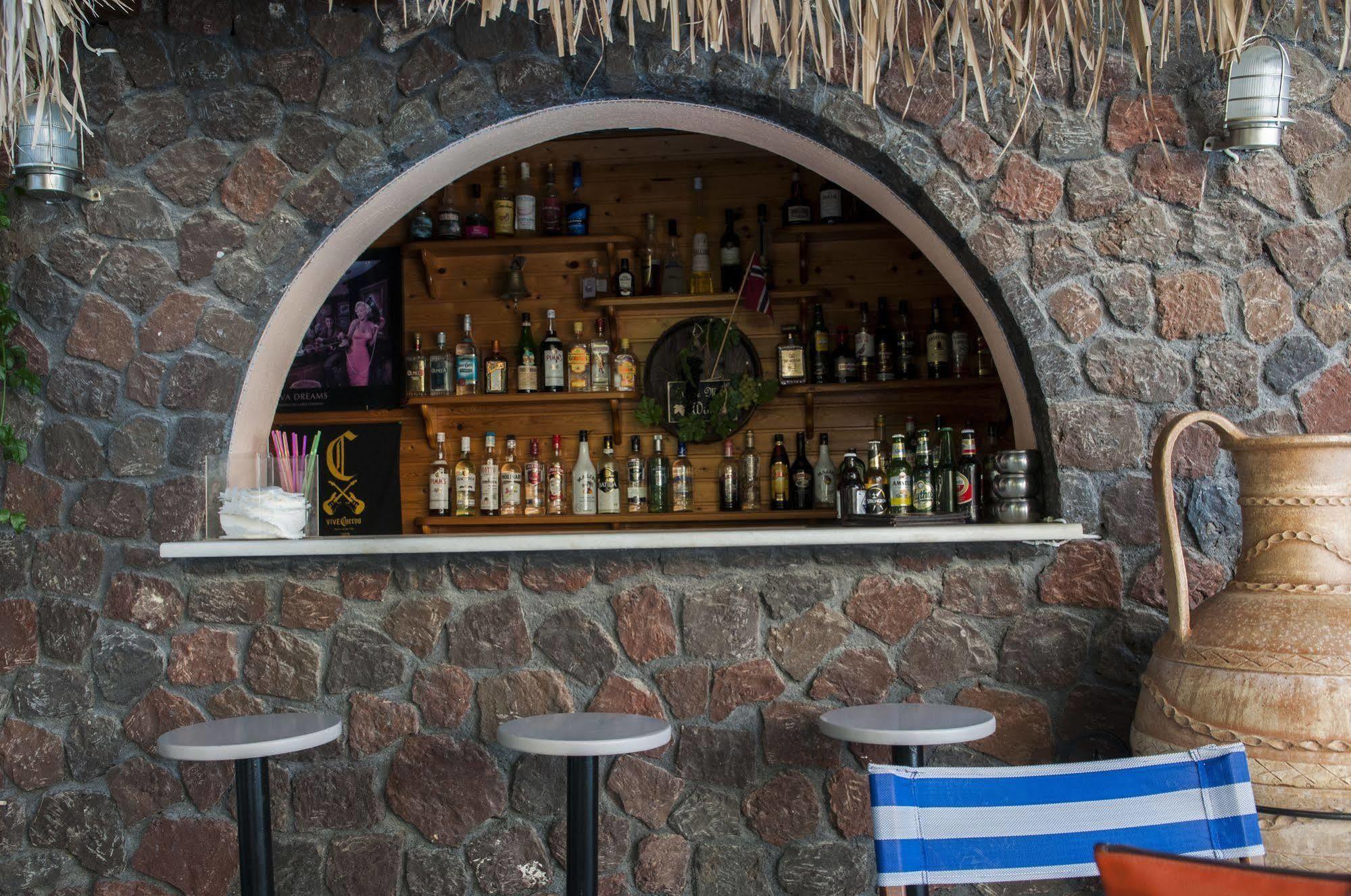 Polydefkis Hotel Kamári Екстериор снимка