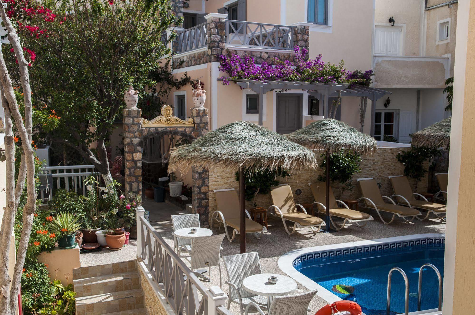 Polydefkis Hotel Kamári Екстериор снимка